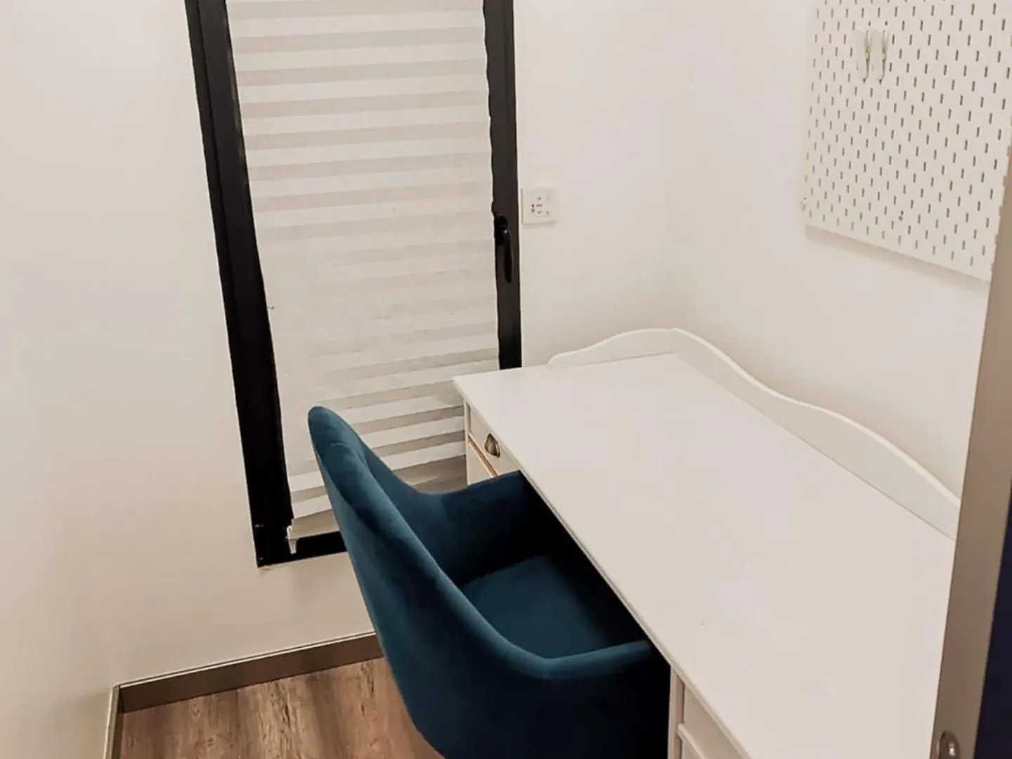 Grande Villa Moderne Moyrazes 法国